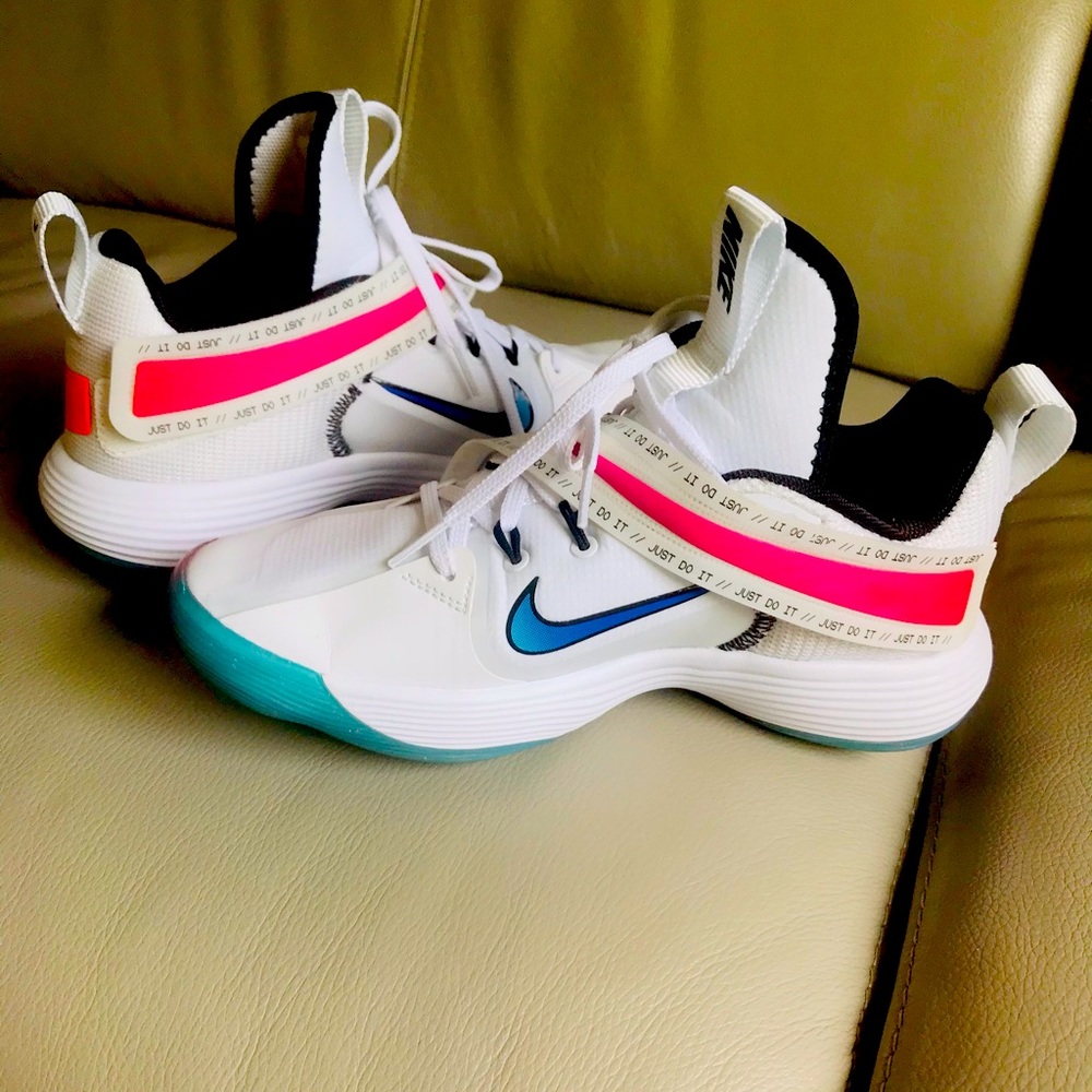 Nike React HyperSet Volleyball Shoes